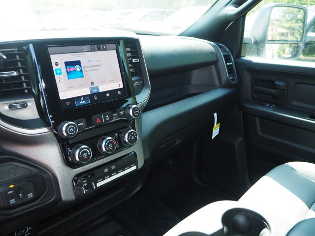 New 2025 RAM 3500 Tradesman w/ Chrome Appearance Group image 19