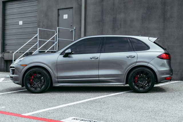 Used 2013 Porsche Cayenne GTS AWD/4WD image 10