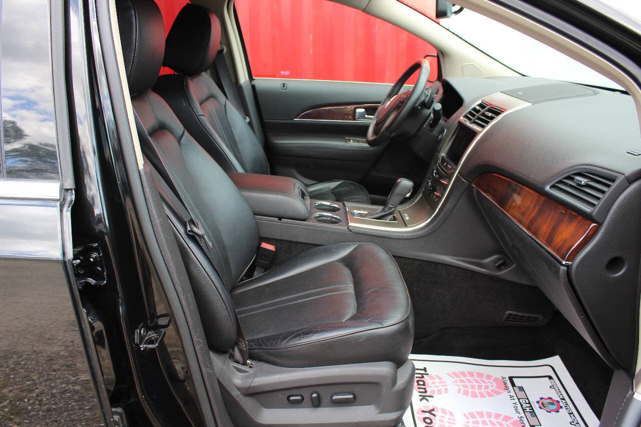 Used 2014 Lincoln MKX AWD w/ Equipment Group 102A image 24