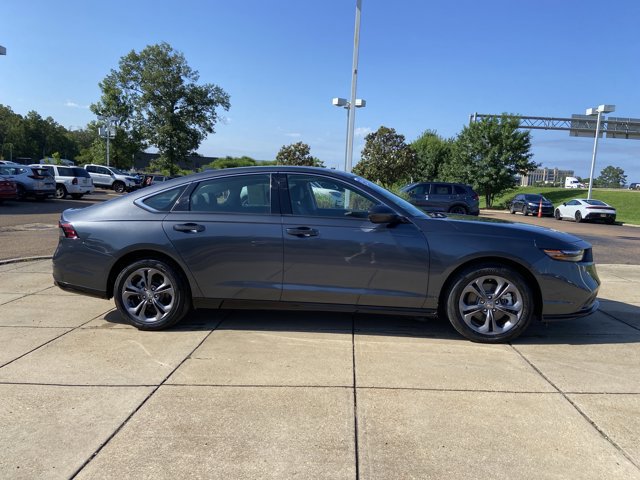 Used 2024 Honda Accord EX-L image 13
