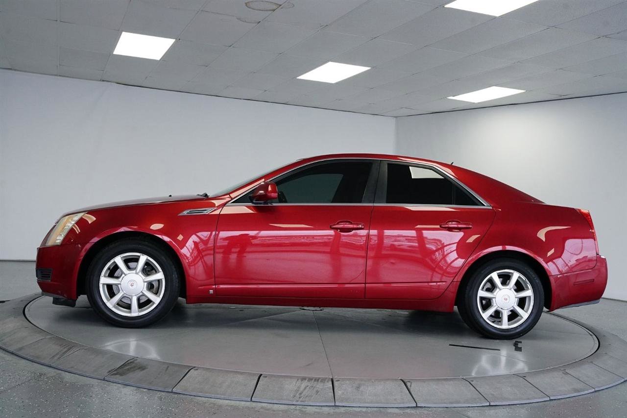 Used 2008 Cadillac CTS 3.6 w/ Luxury Level Two Package RWD image 4