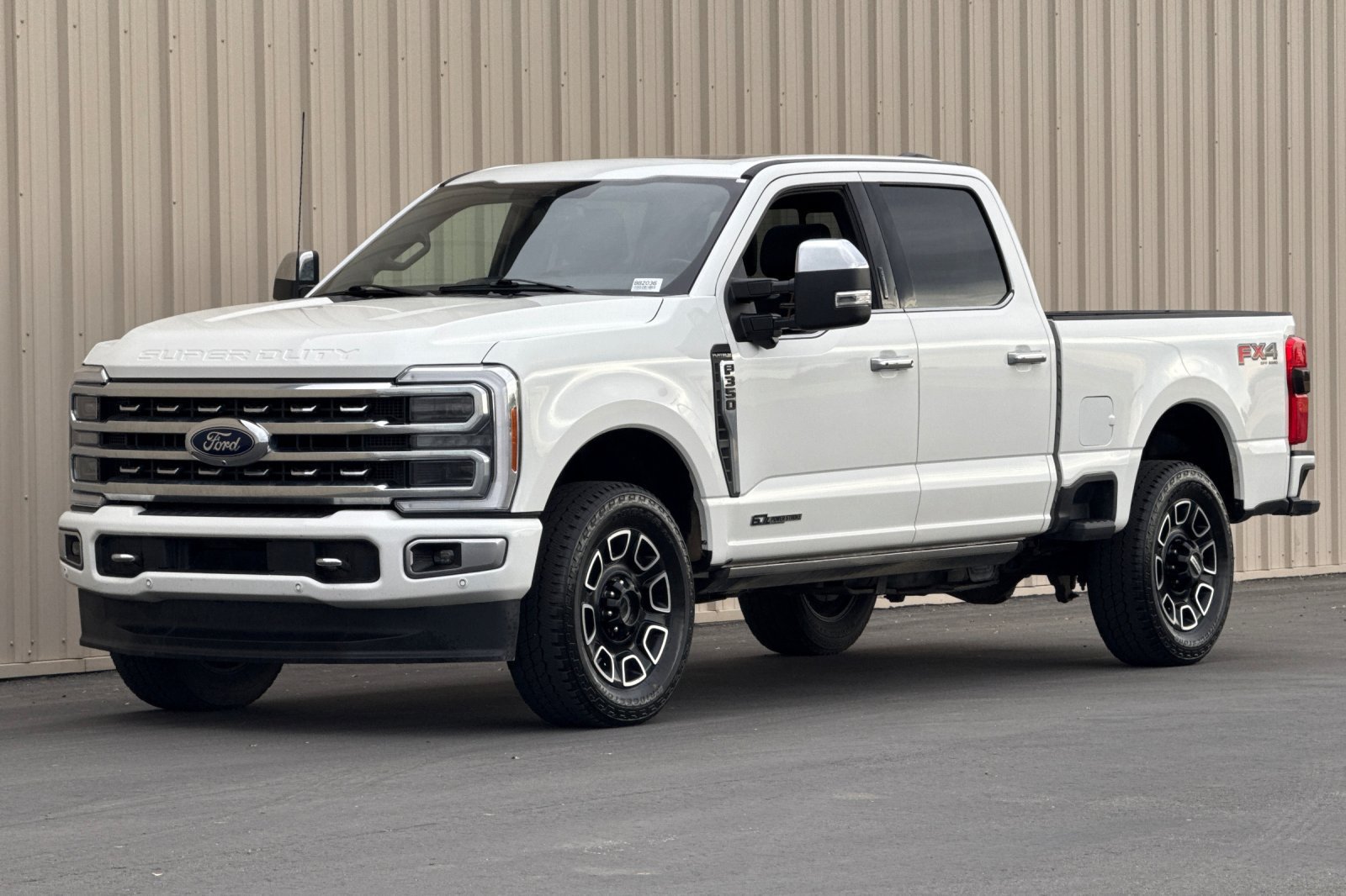 Used 2023 Ford F350 Platinum AWD/4WD image 4