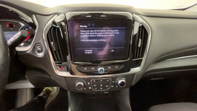 Used 2020 Chevrolet Traverse LT FWD image 34