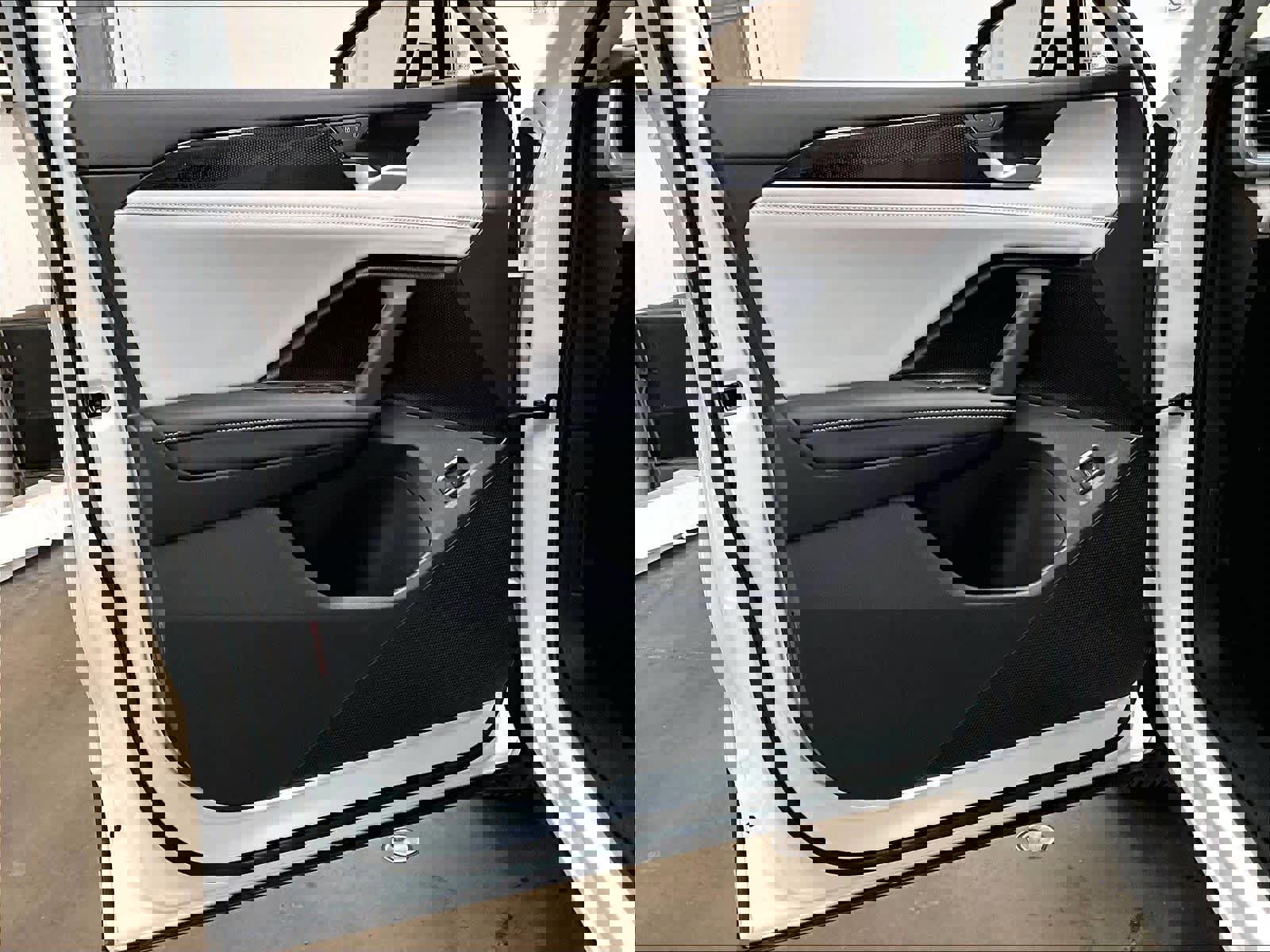 Certified 2025 Volkswagen Tiguan SE FWD image 24