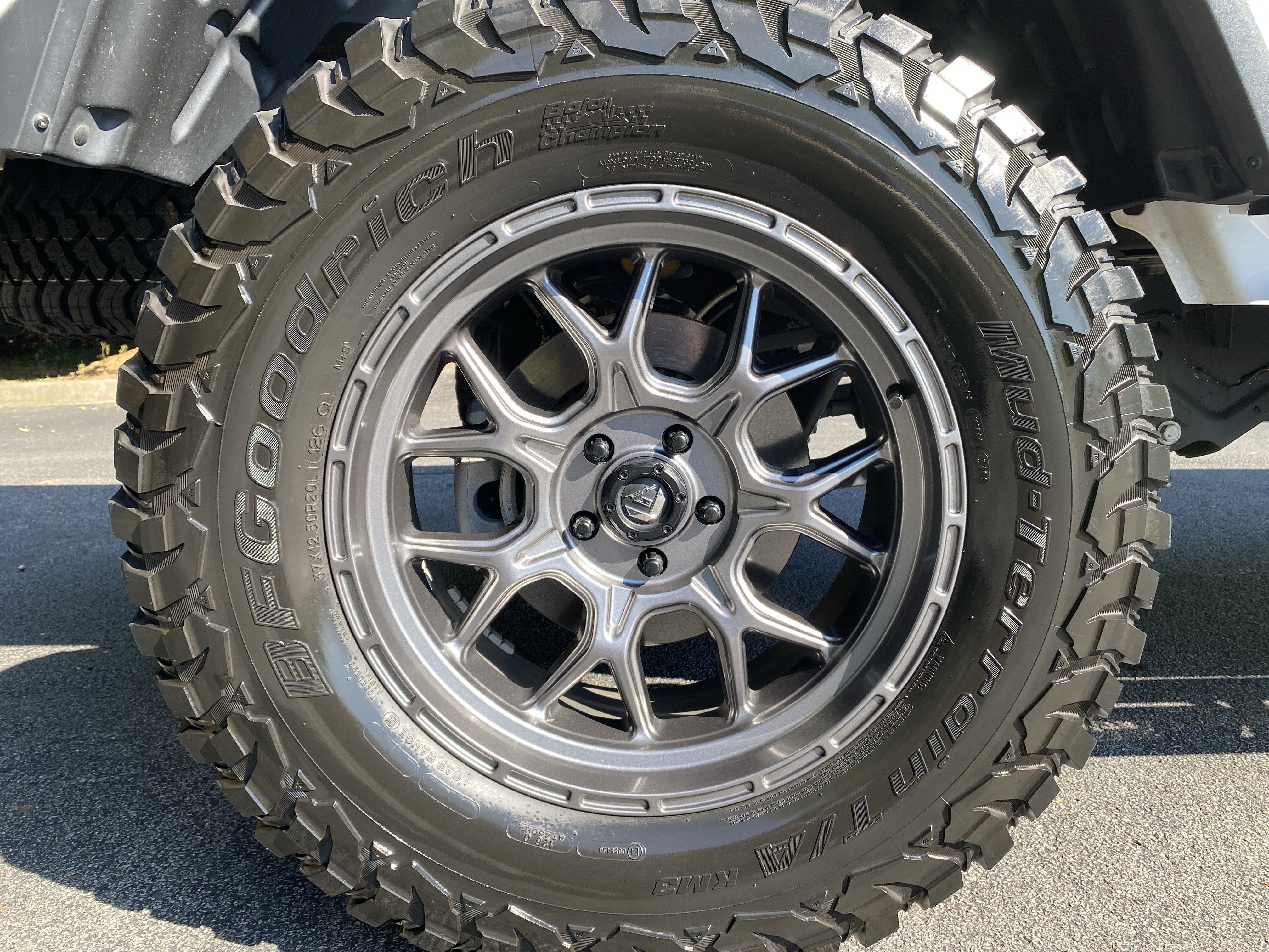 Used 2023 Jeep Gladiator Rubicon w/ LED Lighting Group AWD/4WD image 43