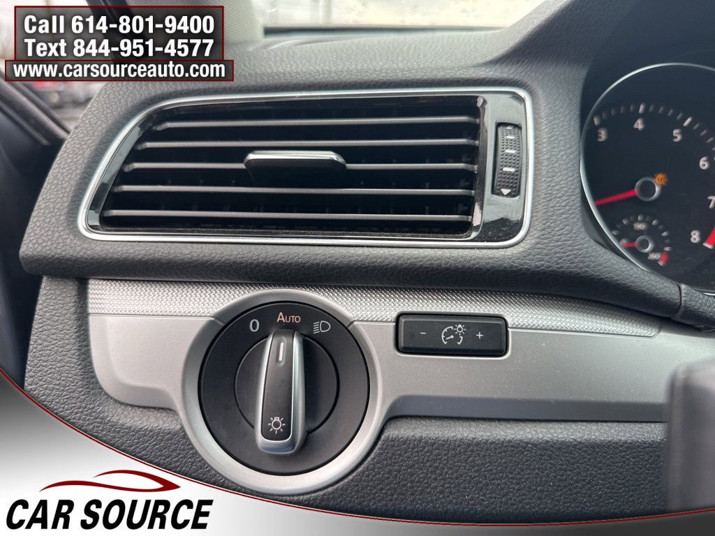 Used 2017 Volkswagen Passat 1.8T S image 23