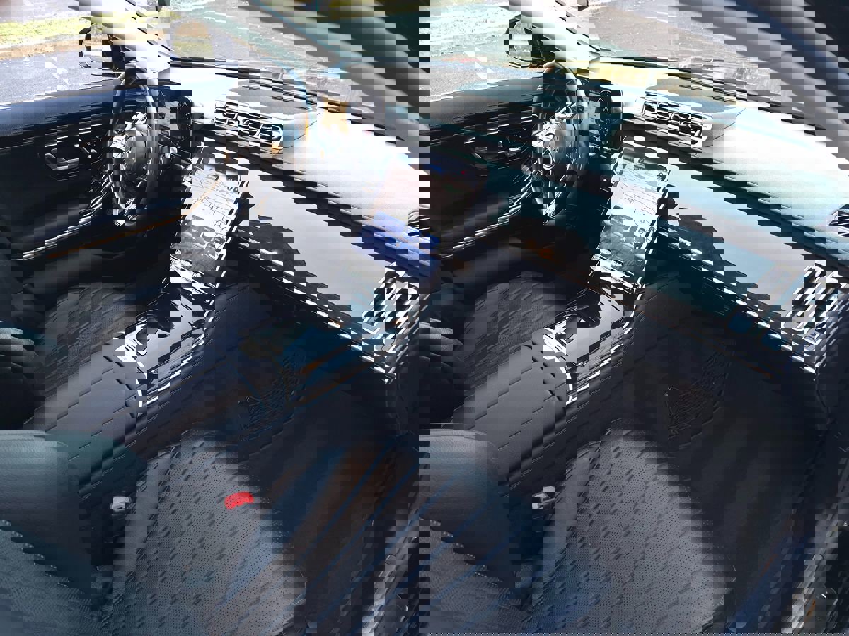 Used 2023 Mercedes-Benz S 580e 4MATIC Sedan w/ Warmth & Comfort Package image 21