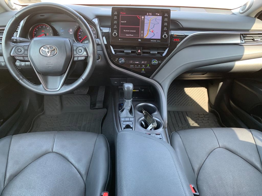Used 2023 Toyota Camry XSE w/ Navigation Package image 16