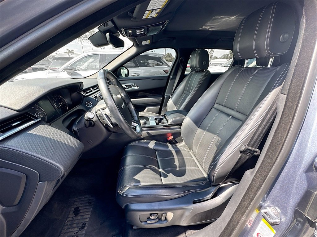 Used 2020 Land Rover Range Rover Velar R-Dynamic S image 22