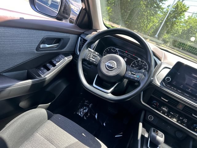 Used 2023 Nissan Rogue SV AWD/4WD image 22
