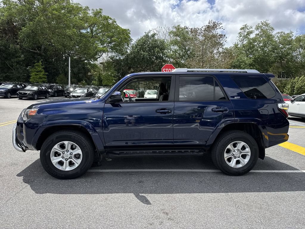 Used 2018 Toyota 4Runner SR5 image 11
