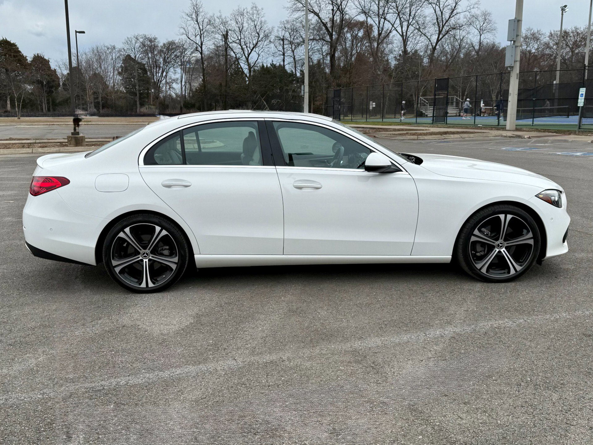 Used 2024 Mercedes-Benz C 300 Sedan image 8