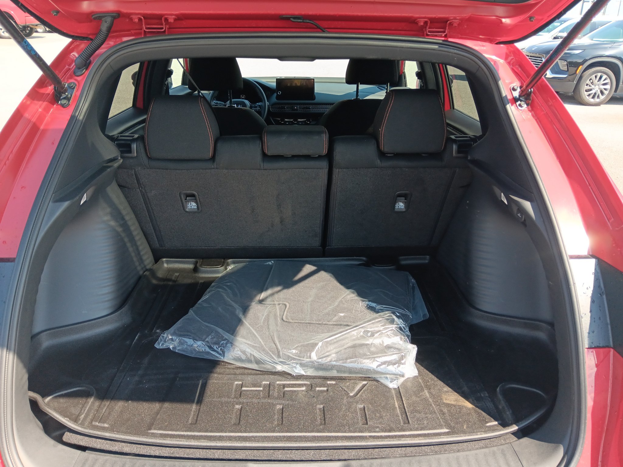Used 2027 Honda HR-V Sport image 23