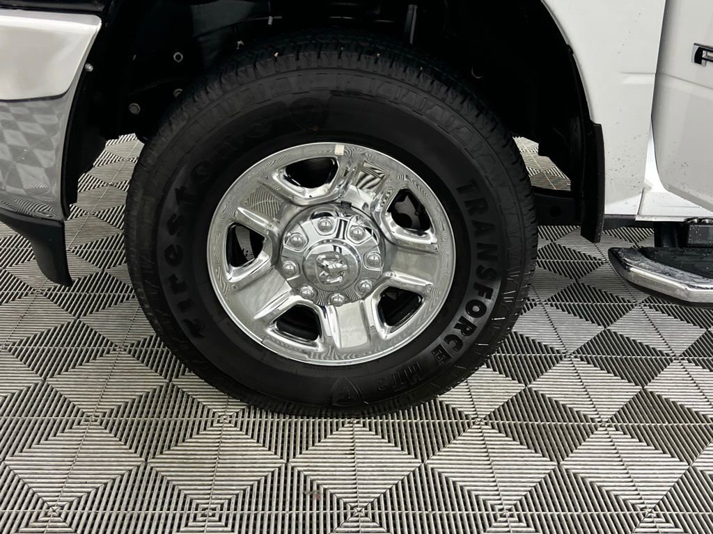 Used 2024 RAM 2500 Big Horn w/ Bed Utility Group image 11