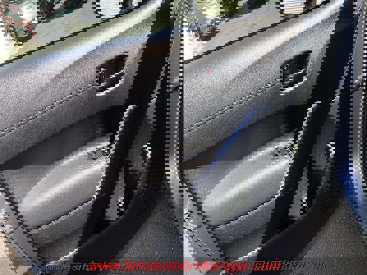 Used 2023 Toyota Corolla Cross AWD Hybrid image 10