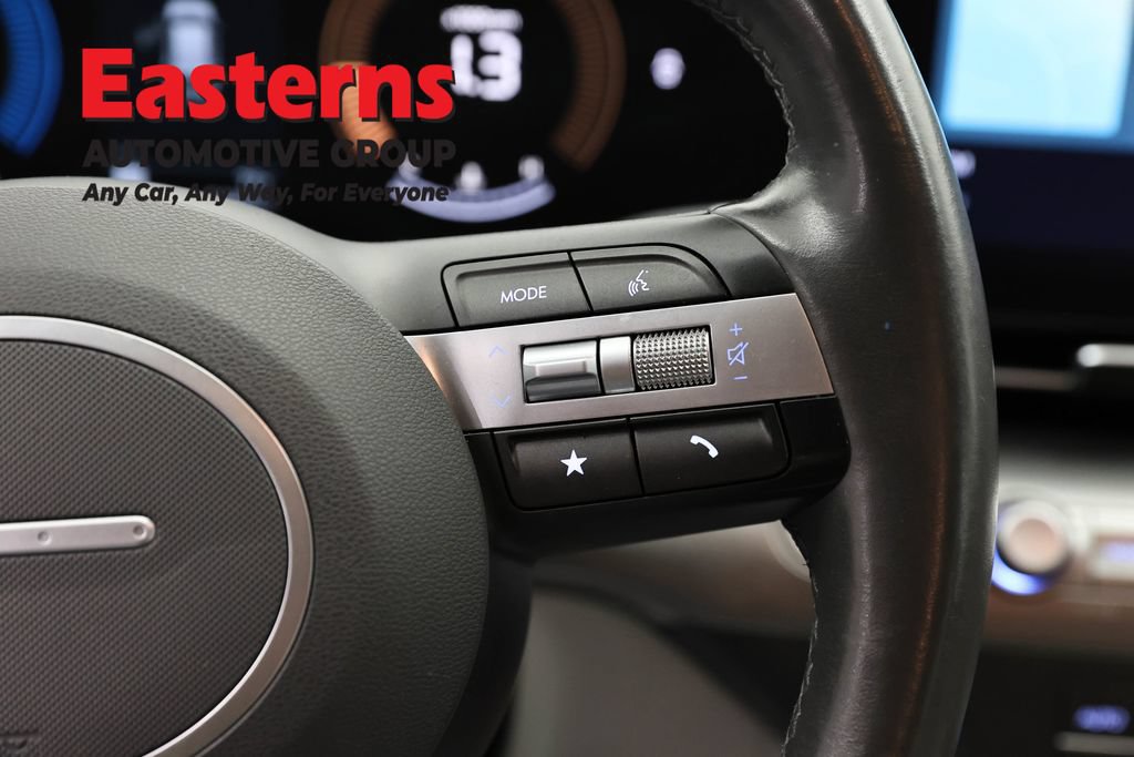 Used 2024 Hyundai Kona SEL FWD image 14