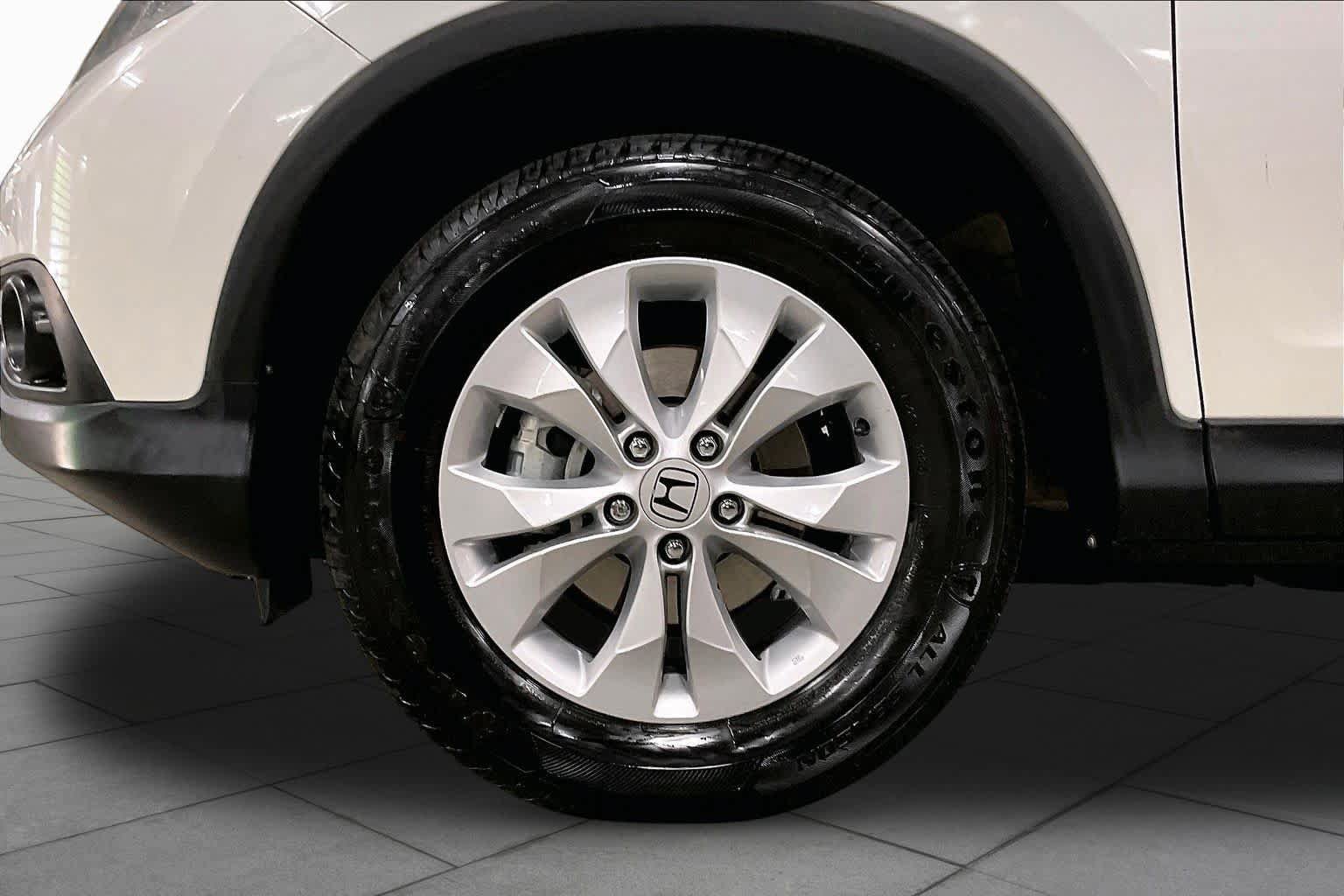 Used 2014 Honda CR-V EX image 11