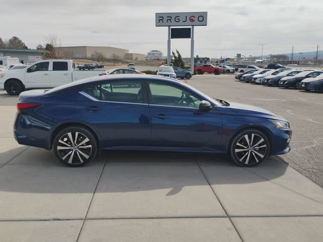 Used 2022 Nissan Altima 2.5 SR AWD/4WD image 4