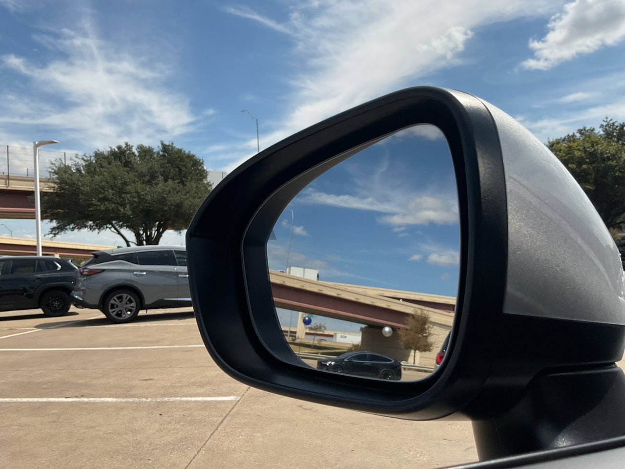 Used 2025 Nissan Rogue SV FWD image 19