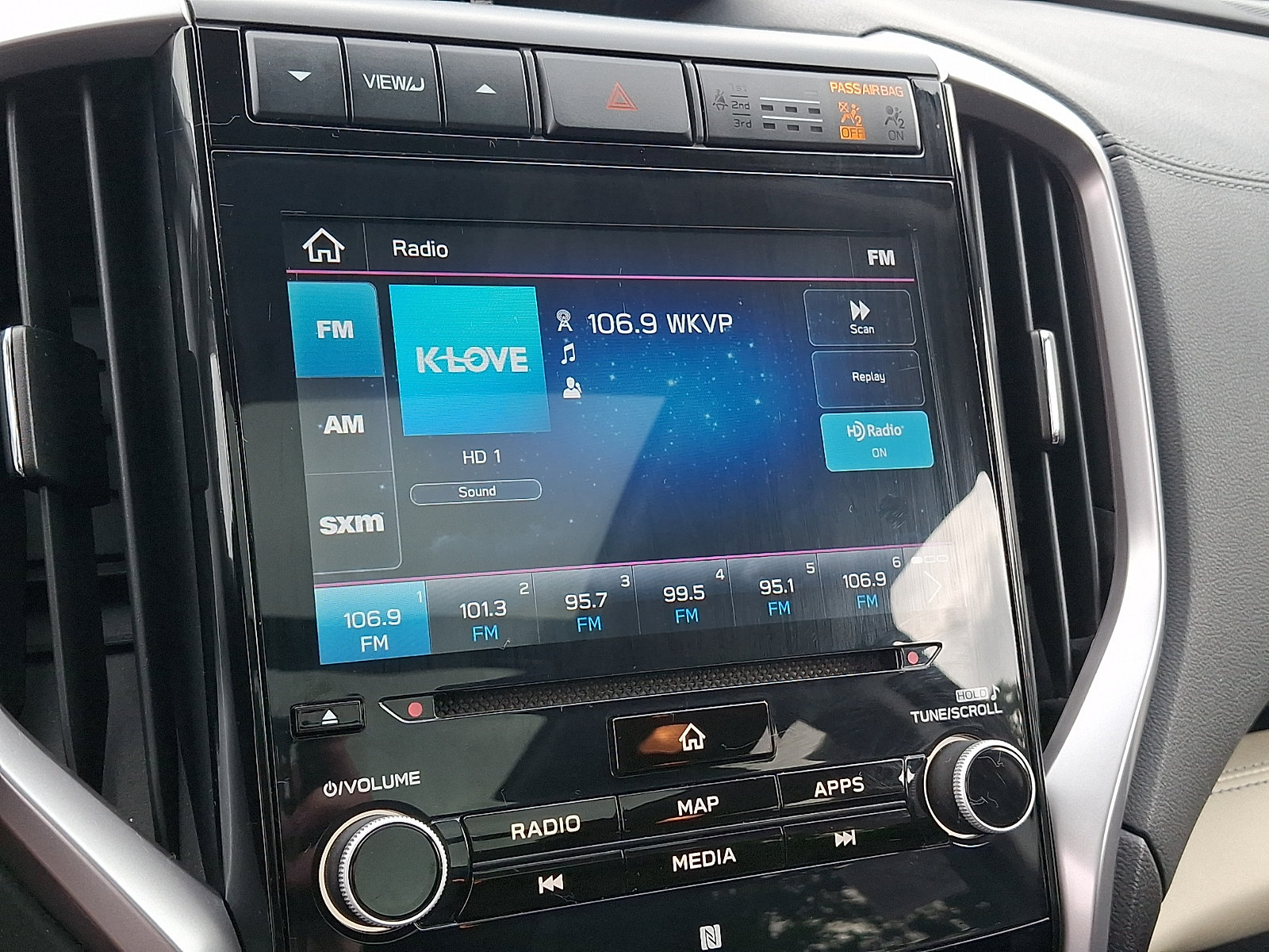 Used 2022 Subaru Ascent Touring AWD/4WD image 14