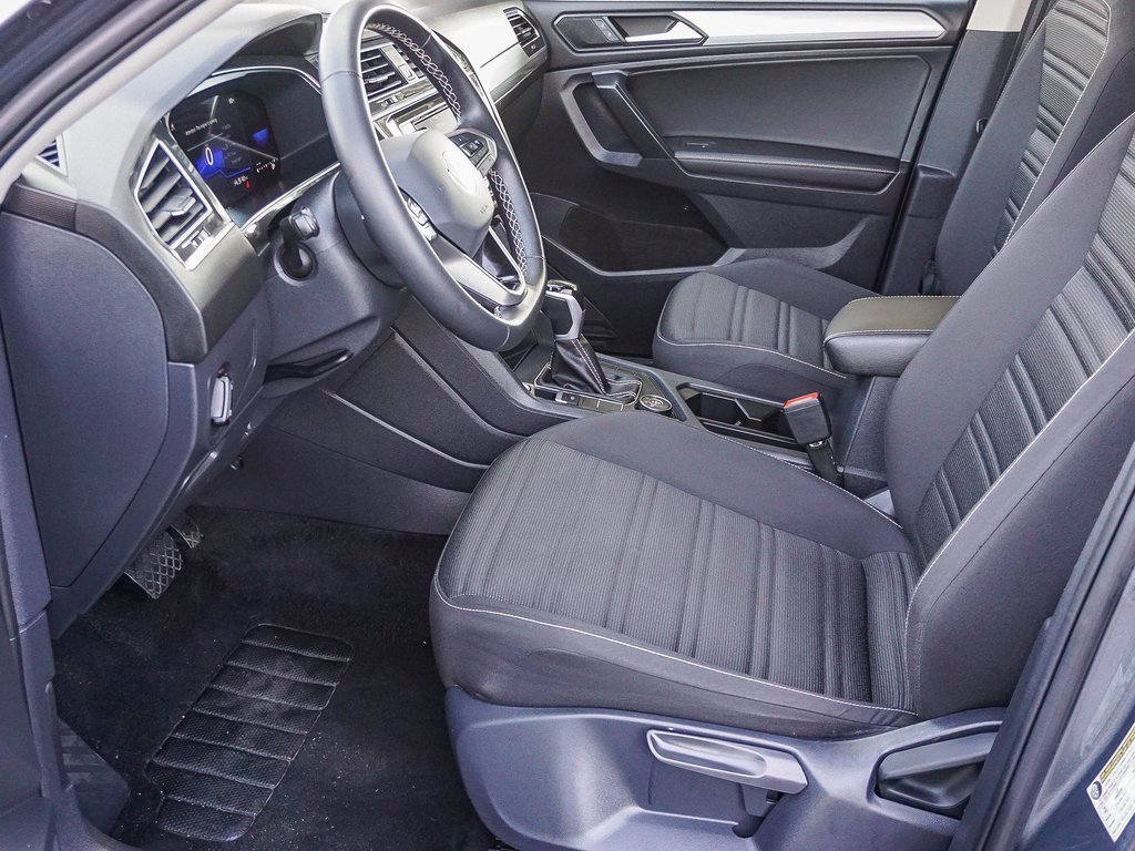 Used 2024 Volkswagen Tiguan S image 18