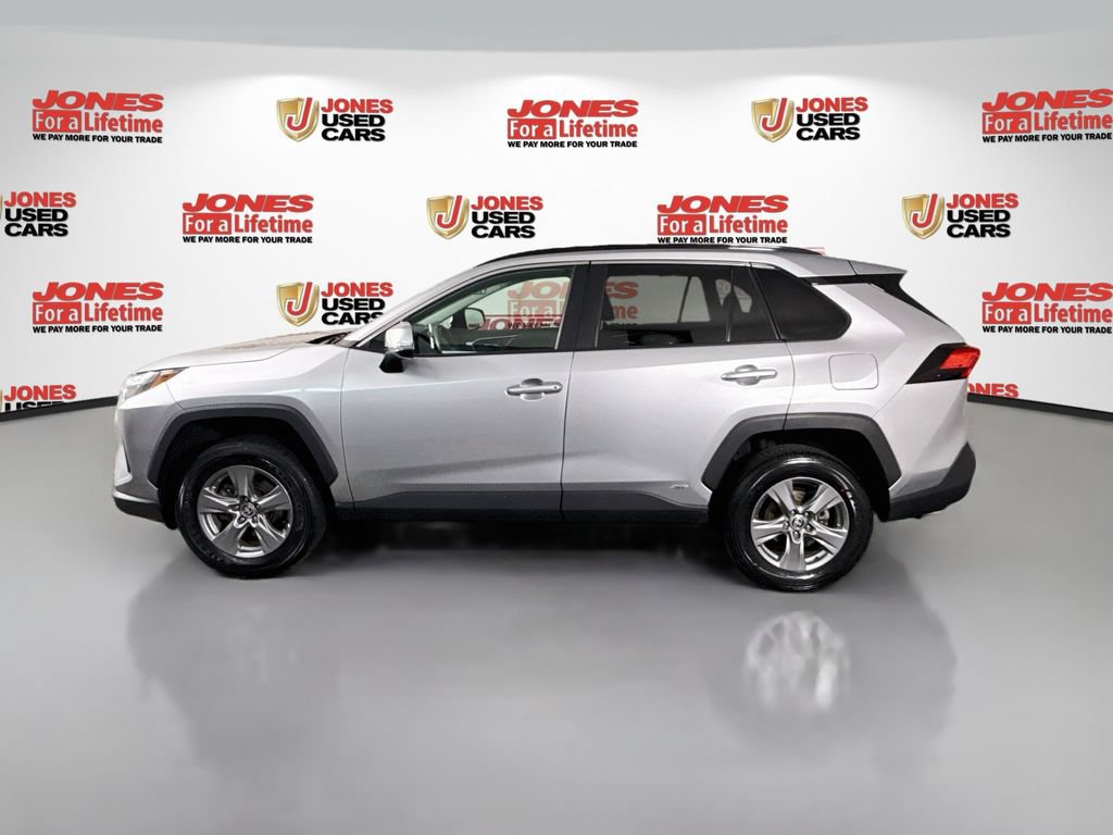 Used 2023 Toyota RAV4 XLE AWD/4WD image 13