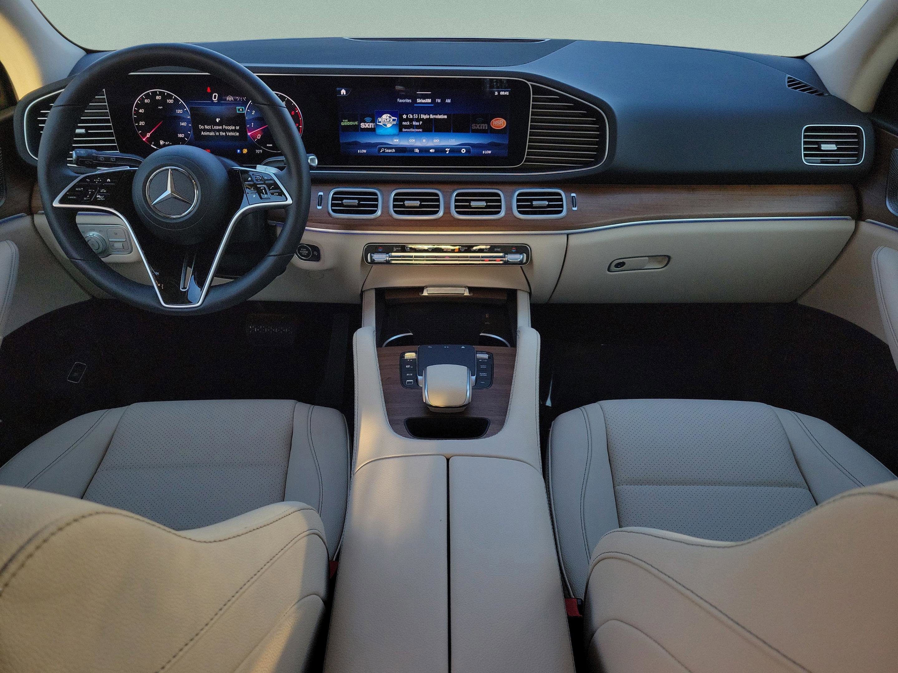 Certified 2026 Mercedes-Benz GLE 450 4MATIC image 17