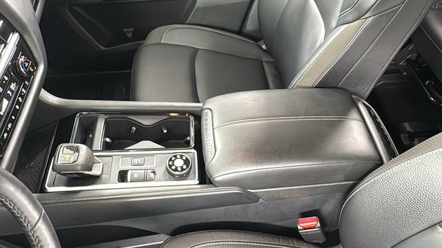 Certified 2025 Nissan Pathfinder SL image 35