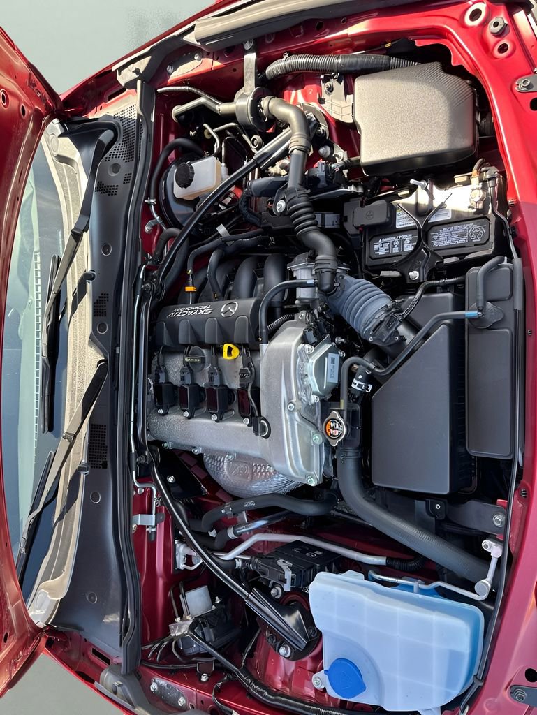 Used 2016 MAZDA MX-5 Miata Club RWD image 28