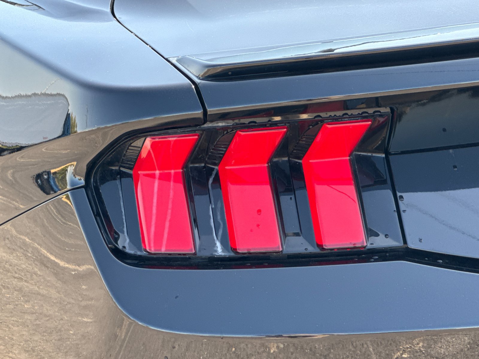 Used 2024 Ford Mustang Coupe RWD image 38