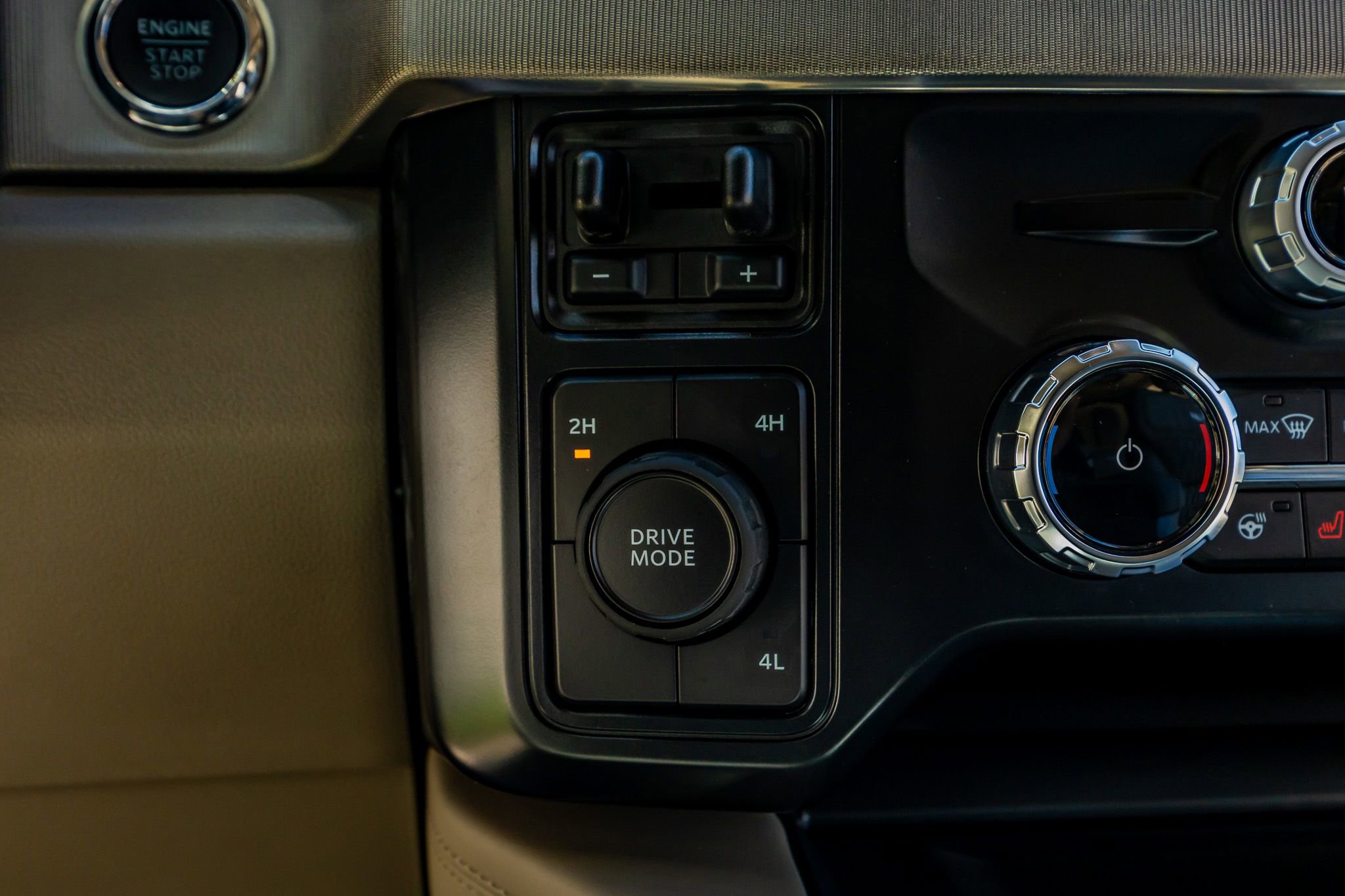 Used 2026 Ford F450 Platinum w/ Platinum Plus Package image 24