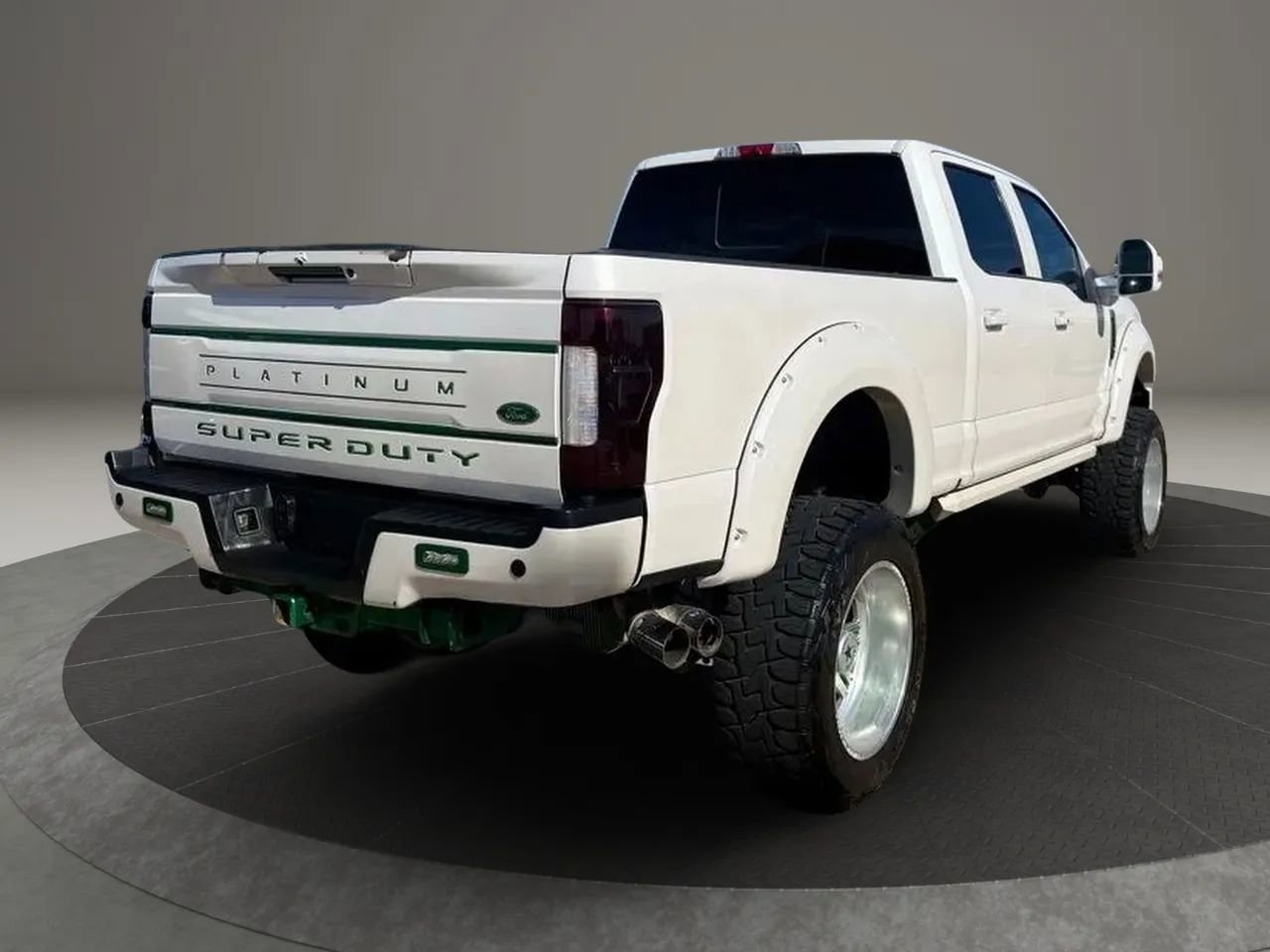 Used 2019 Ford F350 Platinum w/ Platinum Ultimate Package AWD/4WD image 7