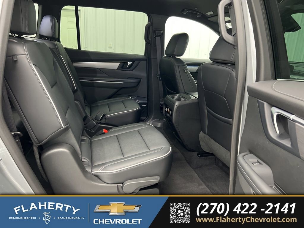 Used 2025 Buick Enclave Preferred image 13