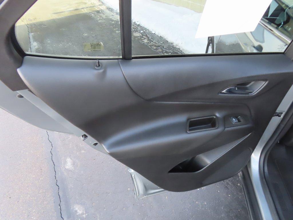 Used 2023 Chevrolet Equinox LT w/ Driver Convenience Package image 29