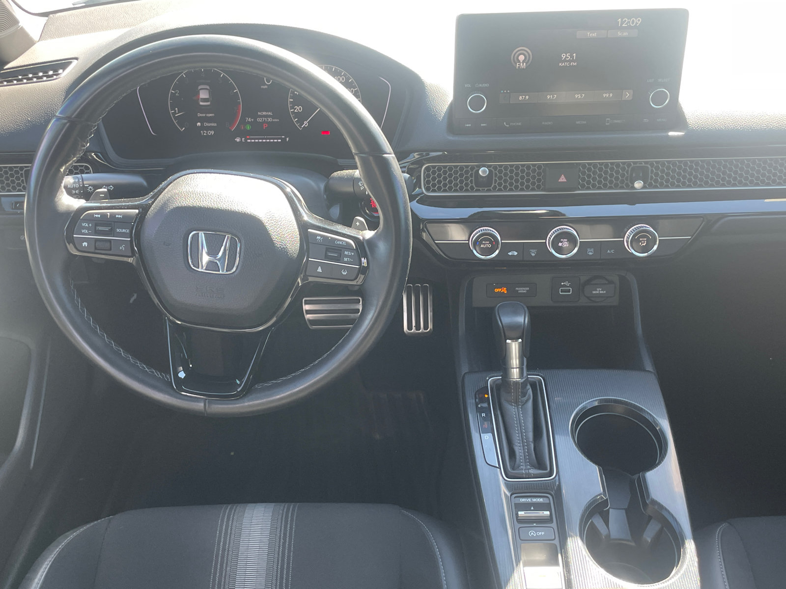 Used 2023 Honda Civic Sport image 20