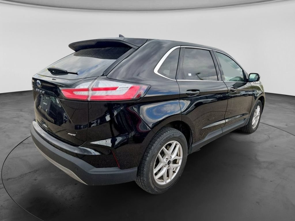 Used 2024 Ford Edge SEL AWD/4WD image 7