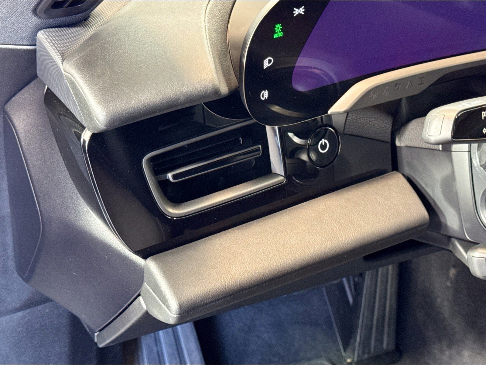 Certified 2023 Porsche Taycan 4S image 12