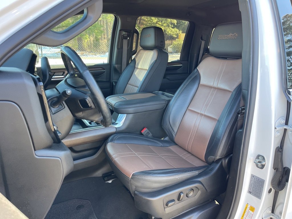 Used 2024 Chevrolet Silverado 2500 High Country w/ Technology Package image 21
