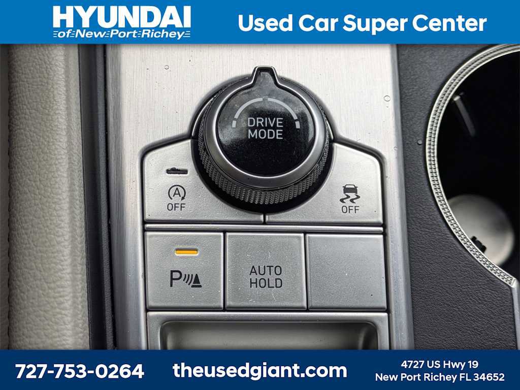 Used 2020 Genesis G70 2.0T w/ Elite Package image 29