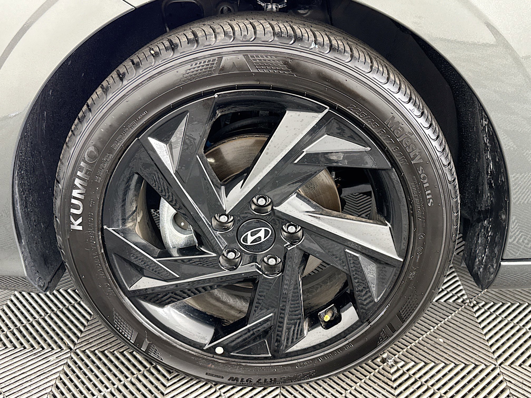 Used 2026 Hyundai Elantra Sport FWD image 37