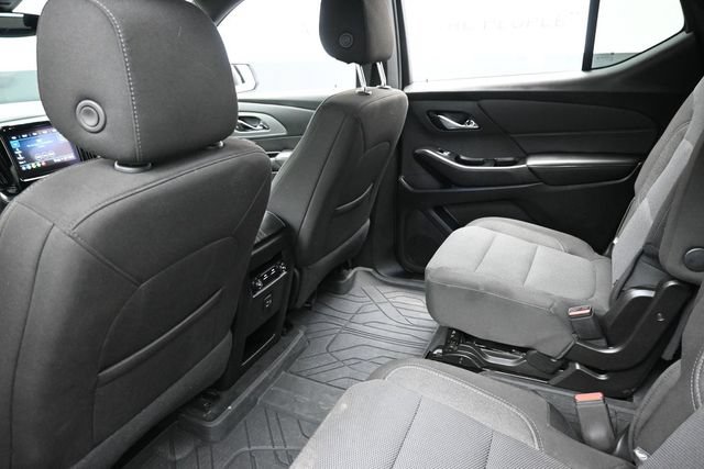Used 2023 Chevrolet Traverse LT FWD image 25