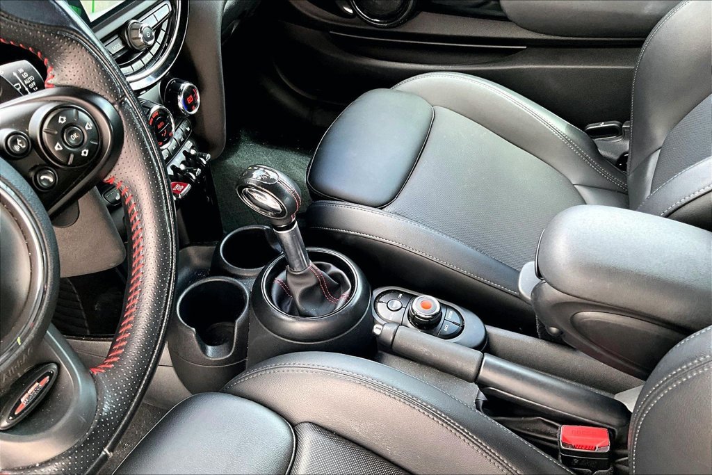 Used 2019 MINI Cooper S w/ Premium Package FWD image 16