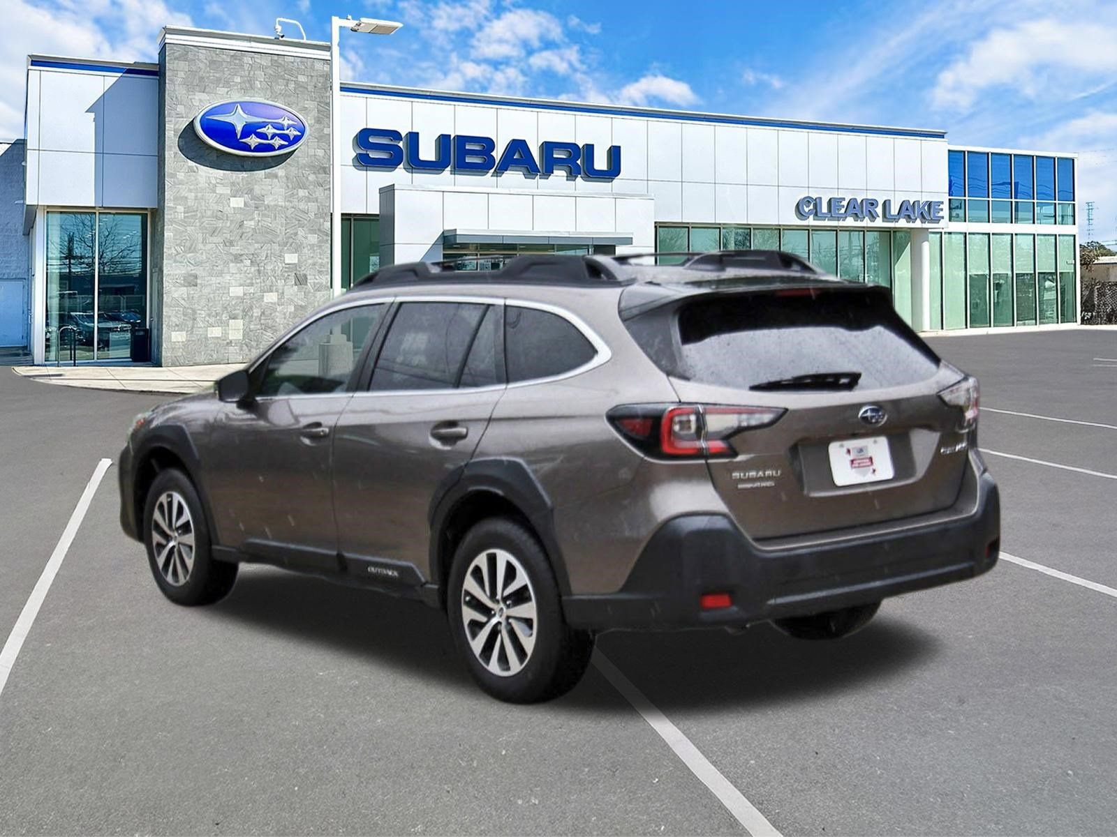 Used 2023 Subaru Outback Premium AWD/4WD image 4