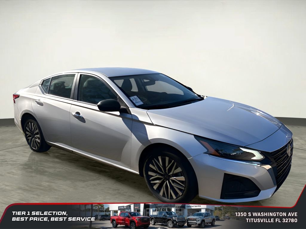 Used 2024 Nissan Altima 2.5 SV image 6