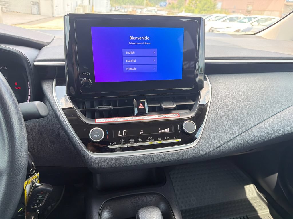Used 2026 Toyota Corolla LE FWD image 31
