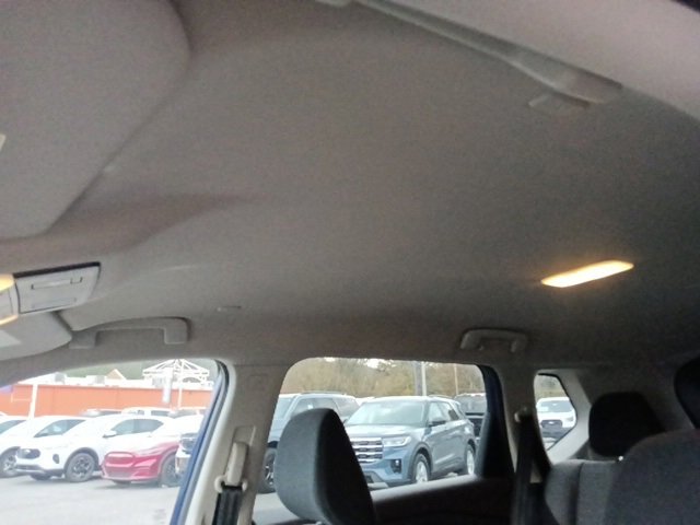 Used 2023 Nissan Rogue SV image 14