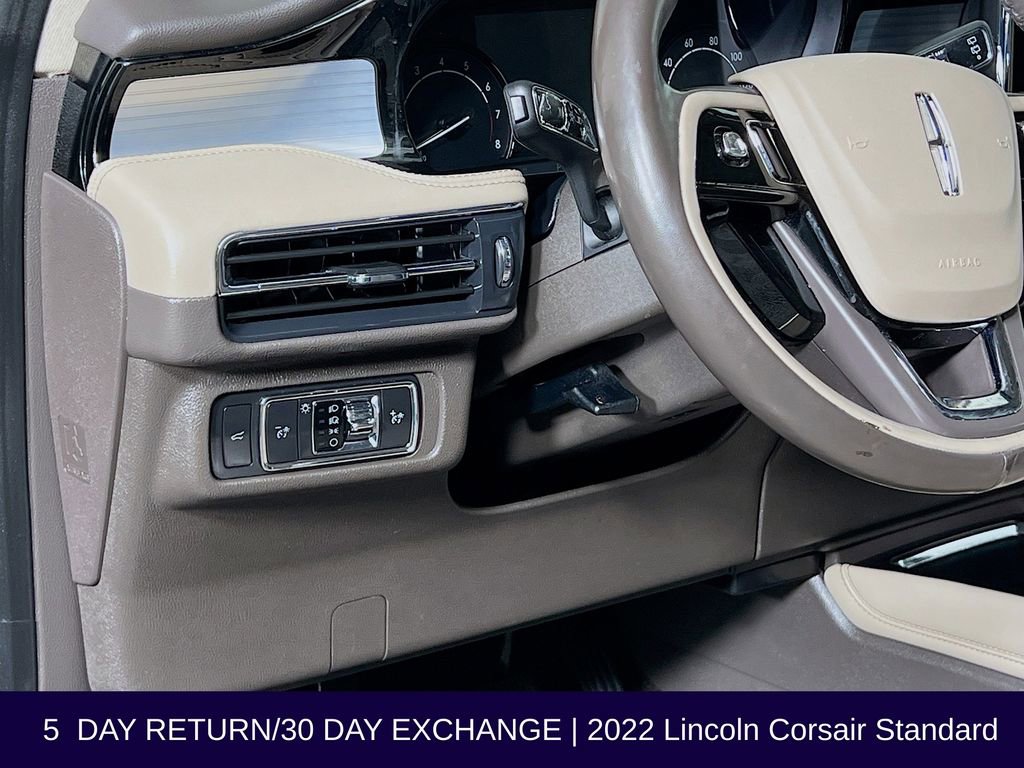 Used 2022 Lincoln Corsair AWD w/ Premium Package image 12
