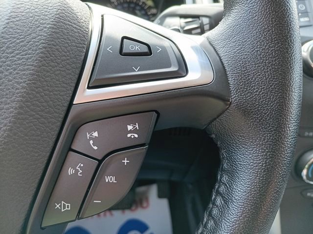 Used 2016 Ford Edge SEL AWD/4WD image 8