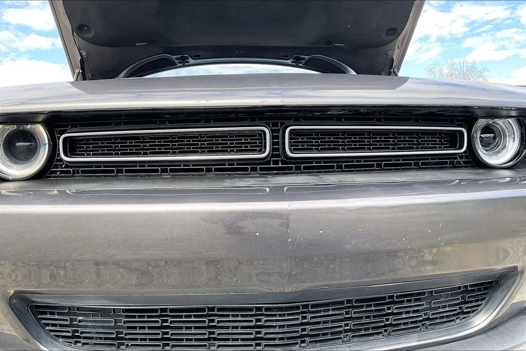 Used 2023 Dodge Challenger SXT image 32