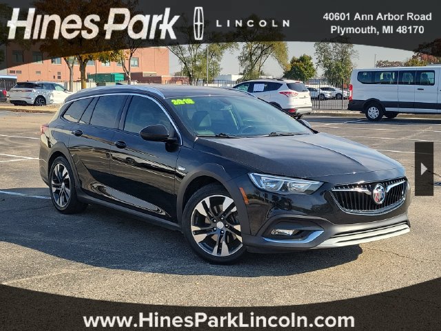 Used 2018 Buick Regal Essence w/ Sights and Sounds Package